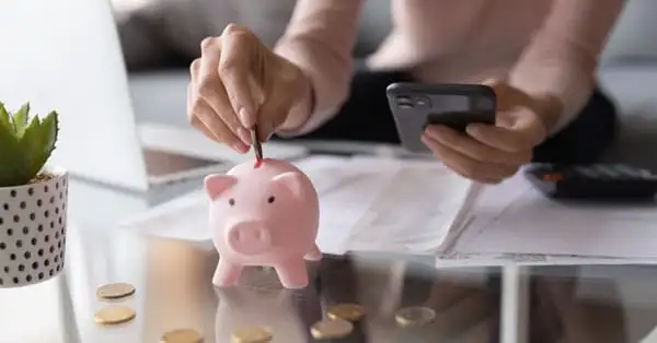Descubra como um app de controle financeiro pode ajudar você a gerenciar suas finanças de forma eficiente e saudável. Conheça as principais funcionalidades e benefícios de usar um aplicativo para controlar suas despesas e investimentos.