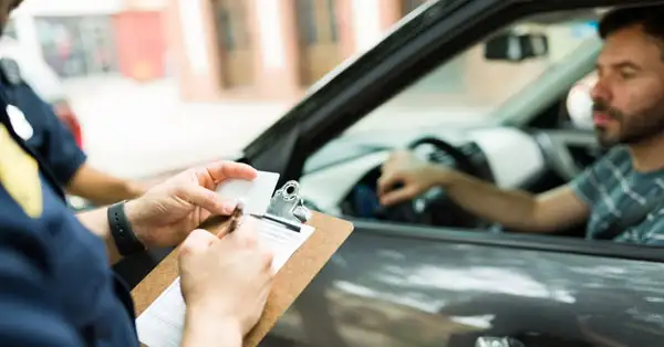 Posso pagar multas com cartão de crédito?