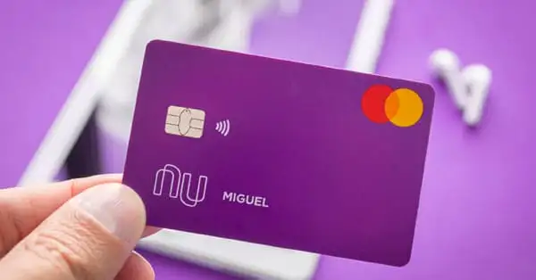 Cartão de Crédito Nubank Mastercard Platinum.